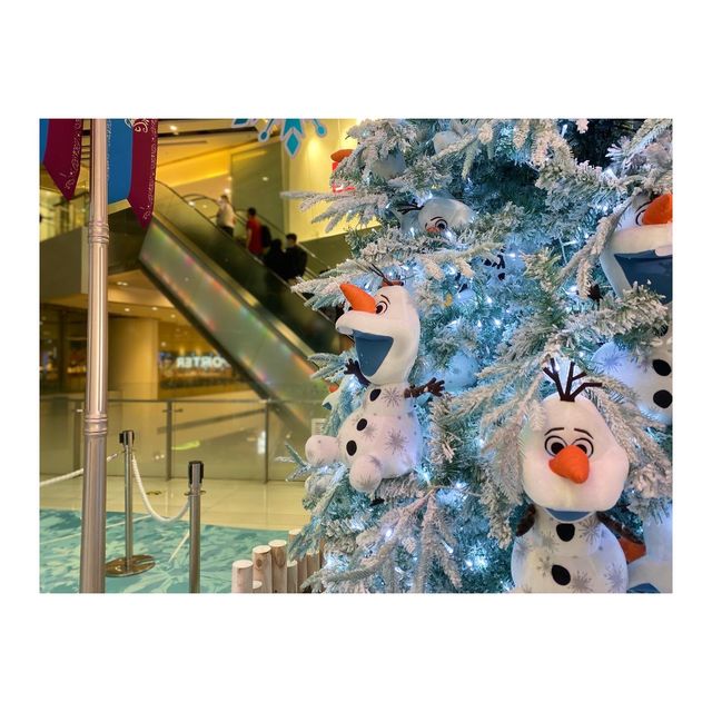 吾洗入迪士尼都影到《魔雪奇緣》 📸