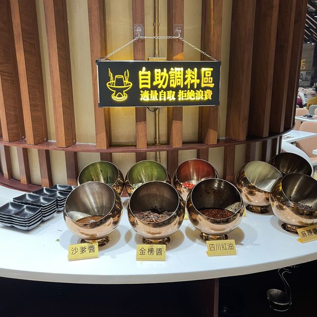 滋味雞煲海鮮火鍋放題