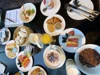 Hearty Breakfast at Sheraton Towers