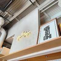 三軒茶屋　クロワッサンが有名なカフェ《Yellow cafe》
