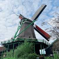 Zaanse schans - beautiful windmills