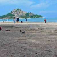 เดินเล่น พักผ่อนที่หาดสวนสนประดิพัทธ์ 