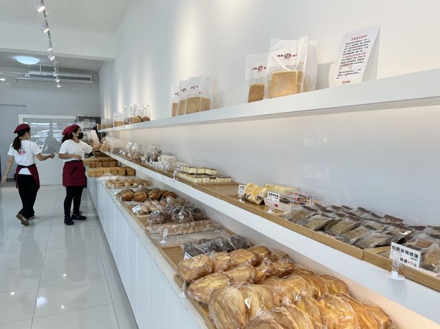 基隆知名老店｜建興餅店在台北東湖也買得到了～