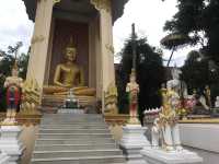 วัดพระแท่นศิลาอาสน์