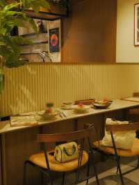 深木🪵系Cafe，三文魚意粉超足料 