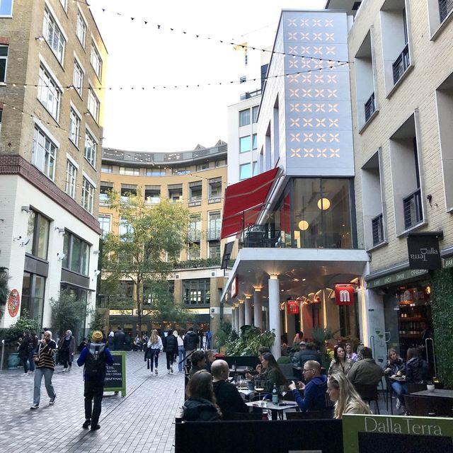 Mercer Walk & St. Martin’s Courtyard, London