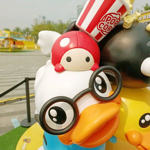 This cute yellow duck 🥰🥰🥰