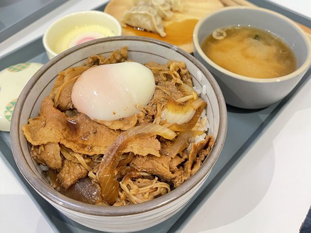 【スーパー丼】 