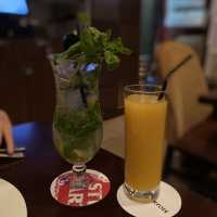 將軍澳海旁酒吧