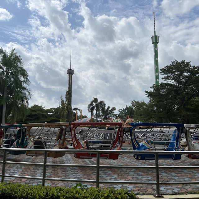 【タイ/バンコク】タイで一番大きい遊園地「サイアムアメージングパーク」