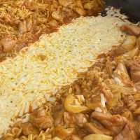 전주 영화의 거리 맛집, ‘고수닭갈비’
