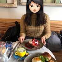巴黎聖心堂附近人氣brunch店