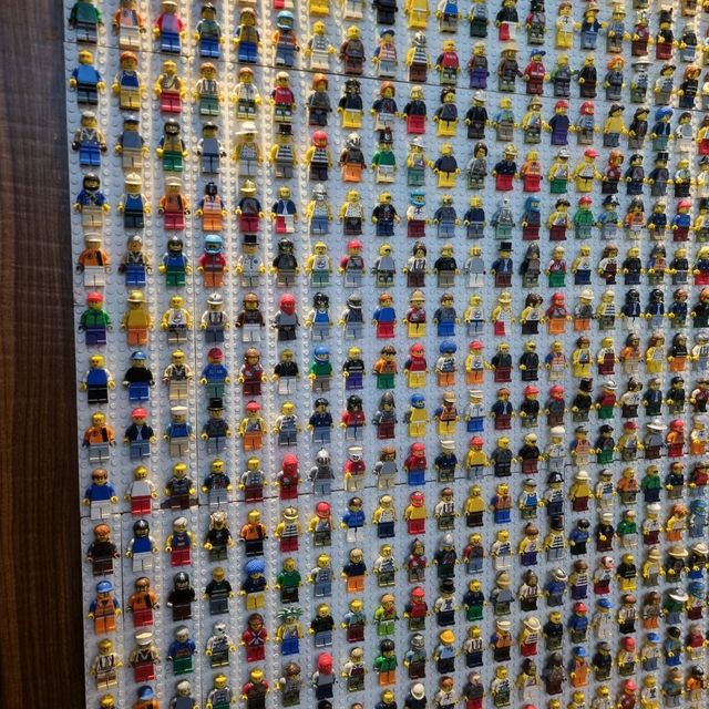 The Uncountable Figurines and Lego