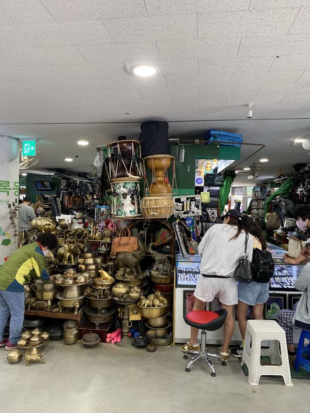 สายวินเทจห้ามพลาด Seoul Folk Flea Market