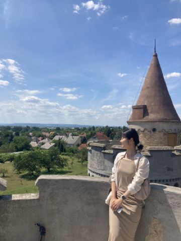 เที่ยววันเดียวด้วยรถไฟ! [เซเคสเฟเฮร์วาร์]🚆