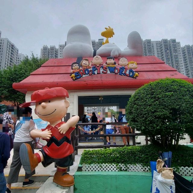廿年歷史嘅snoopy Land 廿年歷史嘅snoopy Land