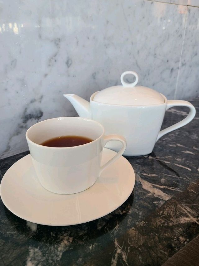 全港最高酒店享用生日下午茶