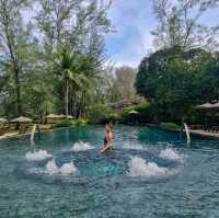 รีสอร์ทสวยริมทะเล ใกล้สนามบินภูเก็ต