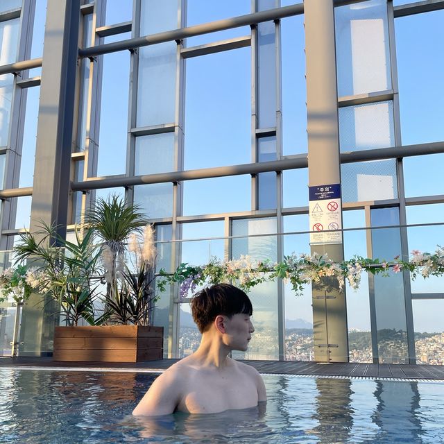 수영장 맛집 [노보텔 앰배서거 동대문] 호캉스