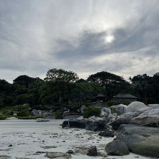 Relaxing trip with amazing beach
