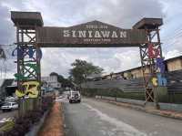 Siniawan Night Market