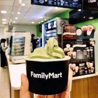 Japanese convenience store @ Familymart 🍜