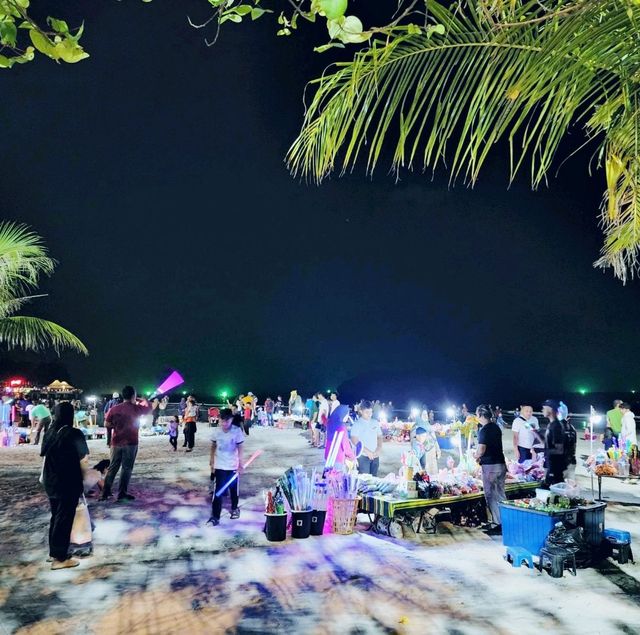 Happy Night @ Cenang beach,Langkawi🇲🇾🏖