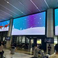抵達吉隆坡國際機場