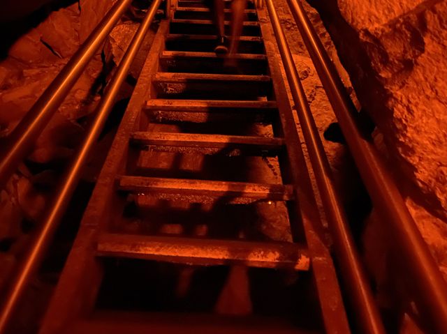 Domes and Dripstone Tour - Mammoth Cave