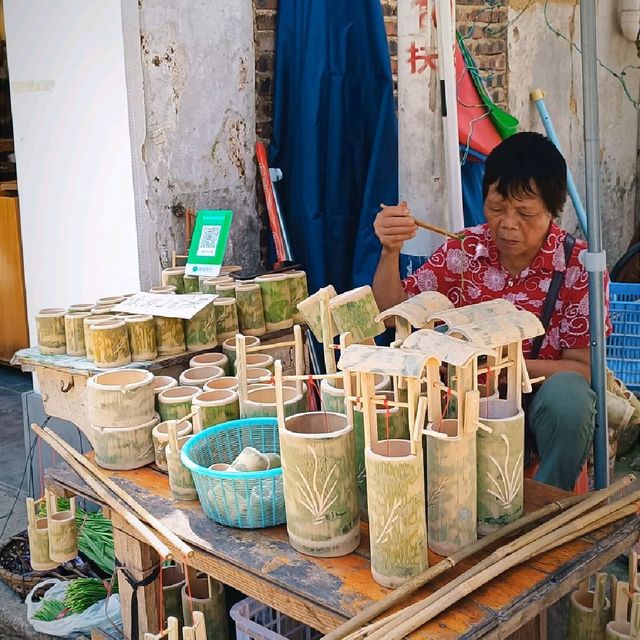 Xitou village market