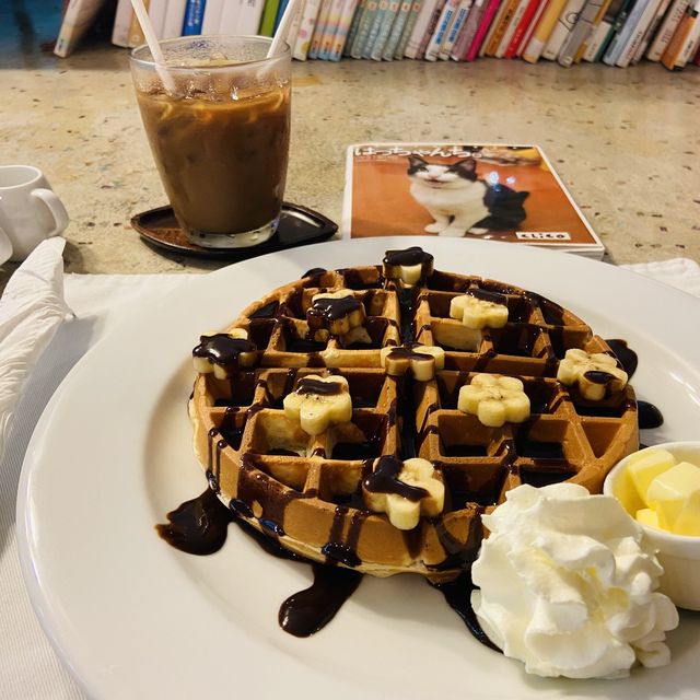 Chico cafe ร้านคาเฟ่แมวย่านทองหล่อ