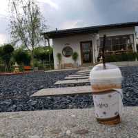 คาเฟ่ ทางไปวัดหลวงปู่สรวง ต.ห้วยตามอญ อ.ภูสิงห์ 