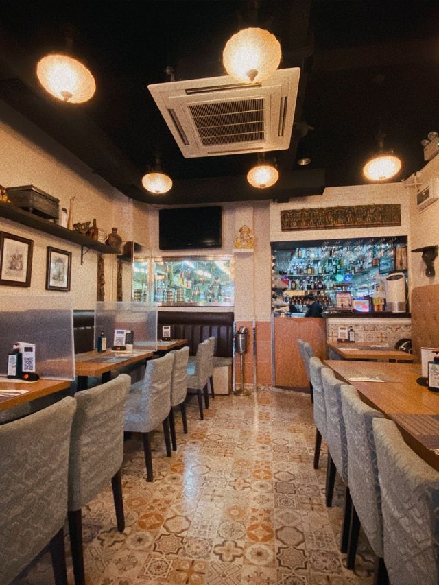 【天后】隱世印度菜+酒吧!古法烤餅超煙靭 【天后】隱世印度菜+酒吧!古法烤餅超煙靭