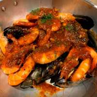 Seafood Galore @ Dancing Crab
