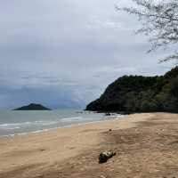 อ่าวกระทิง หาดที่เงียบสงบ ส่วนตัวสุดๆในจันทบุรี