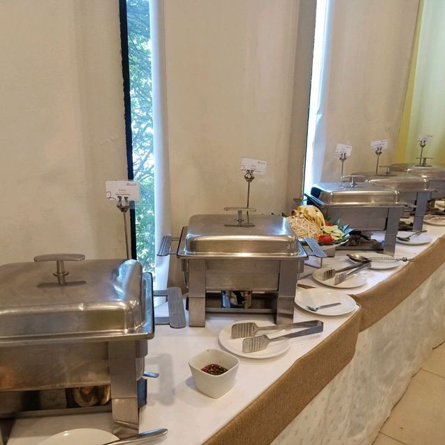 ดินเนอร์ที่ร้านอาหารเพลิน จตุจักร