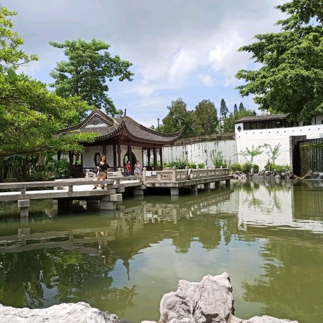 Kowloon walled Park 