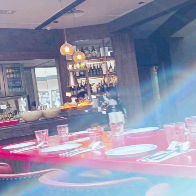 圓方頂樓，曬太陽午餐！嘆！