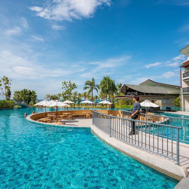 Le Meridien Khao Lak พักสบาย ริมชายทะเล พังงา