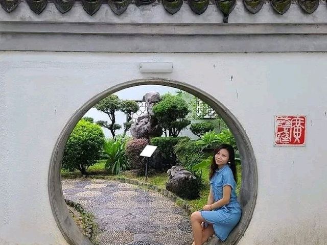 走進「三不管」
