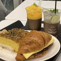 울산 주전에 위치한 대형카페, 코델리아☕️