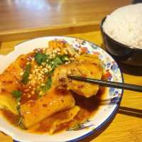🐔 抵！尖沙咀貼地價口水雞飯