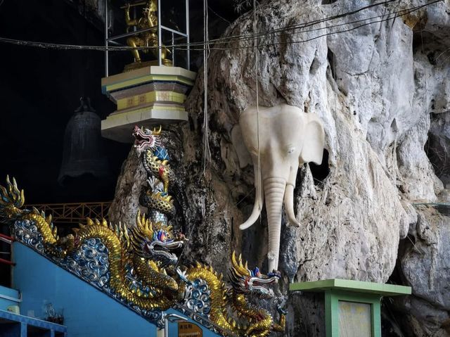วัดเขารูปช้าง 🐘