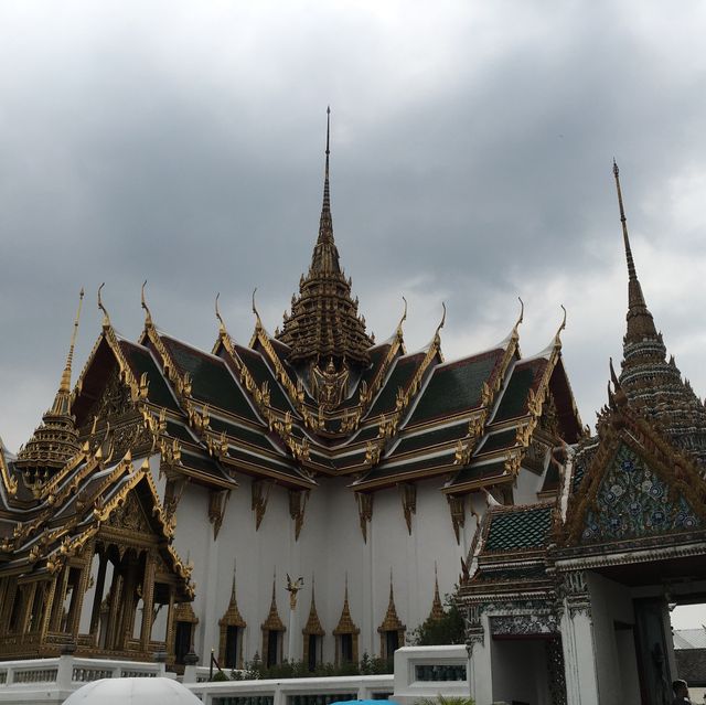 🕌 參觀暹羅國王的舊居 — 金壁輝煌的 大皇宮