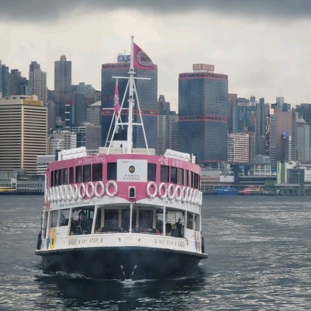 活力依舊的渡海小輪⛴