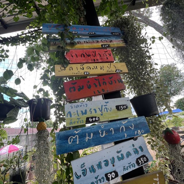 【タイ/パタヤ】必ず食べることをおすすめする地元民に大人気のカニガパオライス店「ゲーウ ガパオ プー」