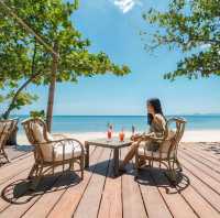 Andalay Beach Bar & Cafe กระบี่