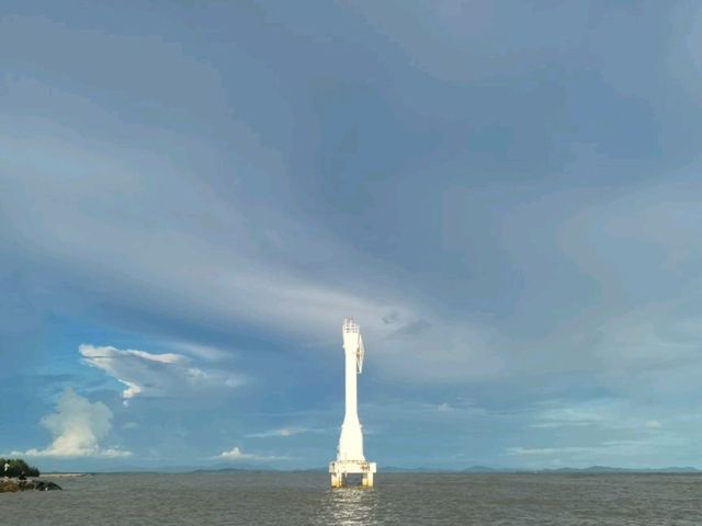 บ้านเก่าริมน้ำประแสร์ 