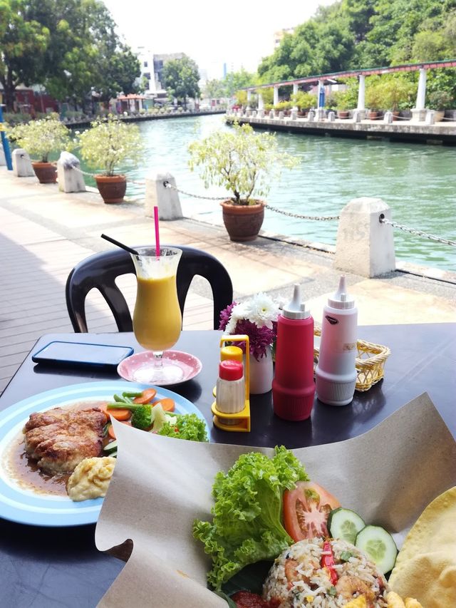 River View Cafe 🍝✨