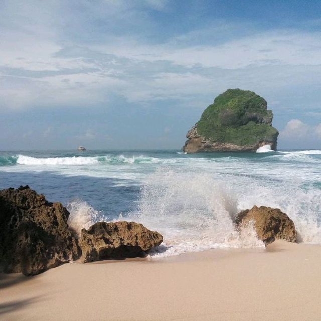 Goa cina beach